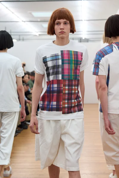 Look 45